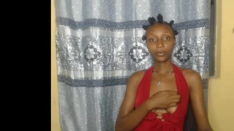 Snapshot of juicy_pinkpussy564197 chatting on 02/19/26, 04:52 olivia online show from 02/19/26, 04:52