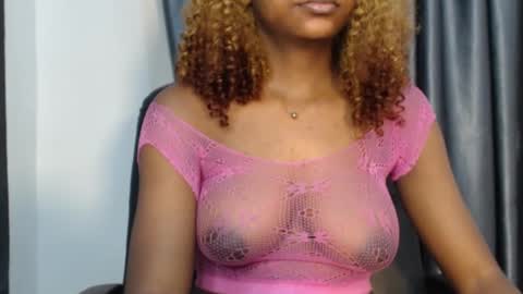 Snapshot of juicy_plumx chatting on 02/08/25, 07:05 Wet Baddie online show from 02/08/25, 07:05
