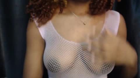 Snapshot of juicy_plumx chatting on 02/21/25, 05:09 Wet Baddie online show from 02/21/25, 05:09