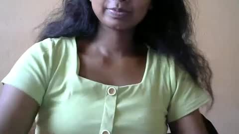 stellah online show from 03/05/25, 08:21