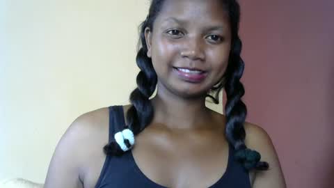 stellah online show from 03/12/25, 06:40