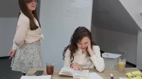 Snapshot of juicy_secrets_054 chatting on 02/10/26, 12:20 Elza online show from 02/10/26, 12:20