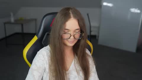 Elza online show from 03/27/26, 11:21