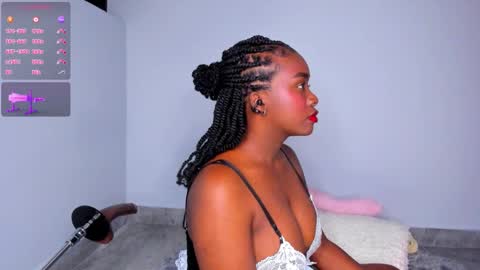 Your Paradise online show from 12/18/25, 02:50