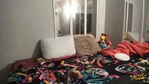 Ask online show from 04/18/26, 02:26