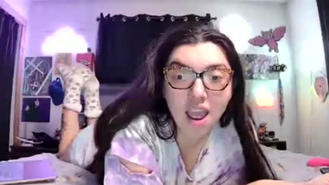 juicybootyqt online show from 12/14/25, 08:24