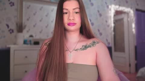 Elena online show from 10/16/25, 02:40