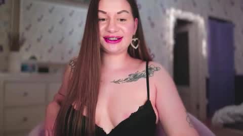 Elena online show from 10/21/25, 03:35