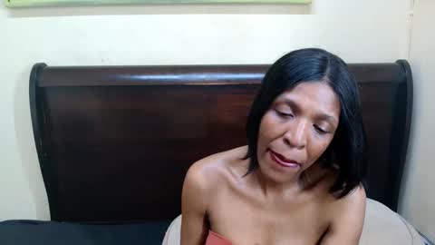 Snapshot of juicykayxxx chatting on 10/01/25, 06:03 Miss Kay online show from 10/01/25, 06:03