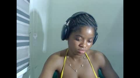 juicynpinkx online show from 04/04/26, 11:13