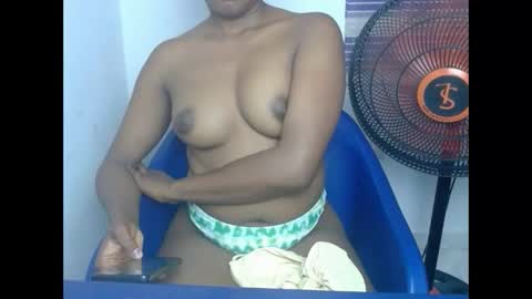 juicynwetx online show from 12/02/25, 06:03