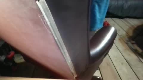 Snapshot of juicypit chatting on 12/14/24, 01:38 Greg online show from 12/14/24, 01:38