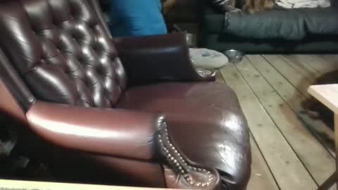 Snapshot of juicypit chatting on 12/18/24, 11:56 Greg online show from 12/18/24, 11:56