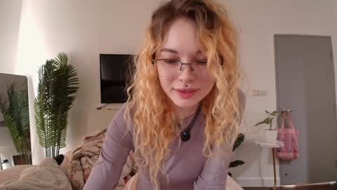 Hiya Im your sweet Lia online show from 02/23/26, 02:53