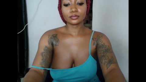 juicyxpink online show from 10/15/25, 11:38