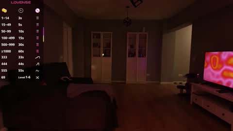 Snapshot of juicyydrip chatting on 10/23/25, 03:44 Juicy online show from 10/23/25, 03:44