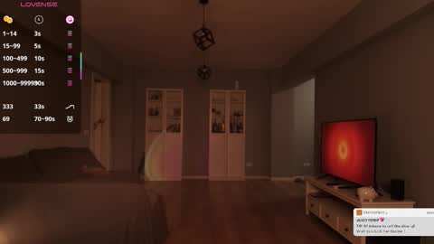 Snapshot of juicyydrip chatting on 02/26/26, 06:29 Juicy online show from 02/26/26, 06:29