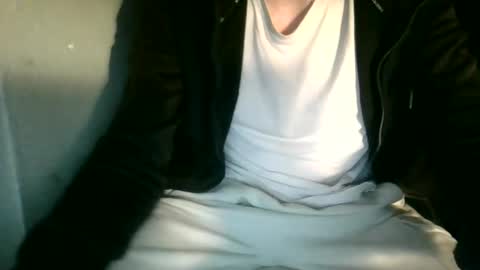 Snapshot of juju78juju chatting on 02/19/25, 10:42 juju78juju online show from 02/19/25, 10:42