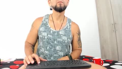 juleslake2 online show from 12/15/25, 11:47