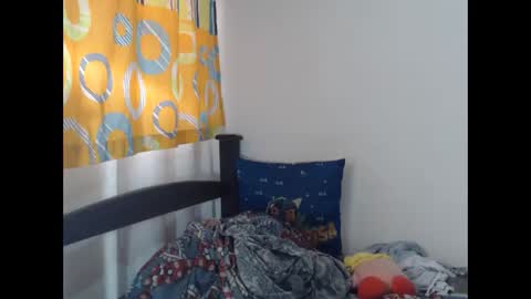 Snapshot of julfigo chatting on 05/21/26, 04:03 Julfigo online show from 05/21/26, 04:03