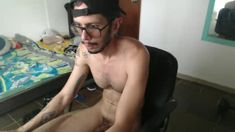 Snapshot of julfigo chatting on 06/30/26, 03:13 Julfigo online show from 06/30/26, 03:13