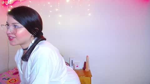 Juliana online show from 01/12/25, 05:03