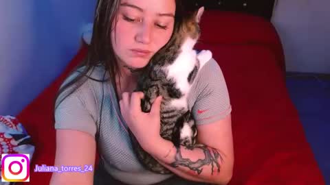 Snapshot of juli_69 chatting on 01/06/25, 11:42 Juliana Torres online show from 01/06/25, 11:42