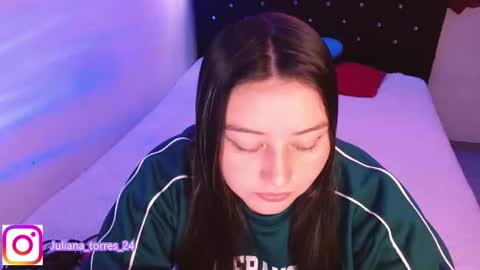 Snapshot of juli_69 chatting on 01/14/25, 08:26 Juliana Torres online show from 01/14/25, 08:26