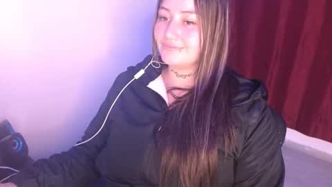 Snapshot of juli_69 chatting on 02/26/25, 05:53 Juliana Torres online show from 02/26/25, 05:53