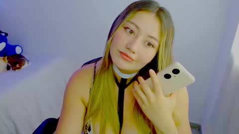 Snapshot of juli_69 chatting on 09/23/25, 08:56 Juliana Torres online show from 09/23/25, 08:56