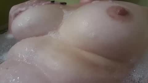 julia988746 online show from 02/03/25, 06:17