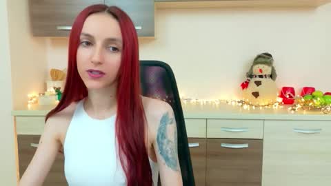 JuliaJae online show from 01/12/26, 07:13