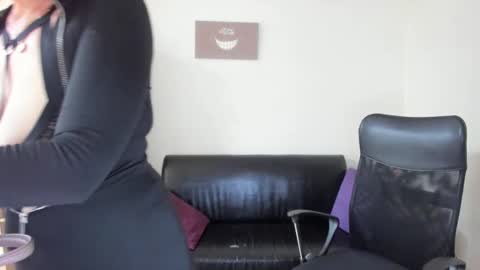 Julia Andersone online show from 02/03/25, 06:56