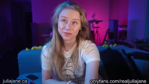 Julia Jane online show from 01/13/26, 02:39