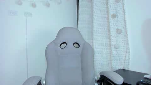 Snapshot of julia_strauns chatting on 12/31/24, 06:37 julia_strauns online show from 12/31/24, 06:37