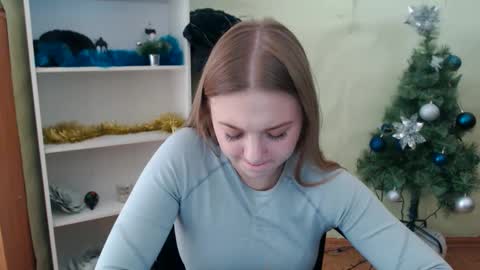 Snapshot of juliacrazy_ chatting on 12/18/24, 09:58 juliacrazy_ online show from 12/18/24, 09:58