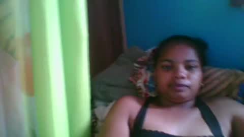 juliah02 online show from 01/28/25, 08:14