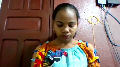 juliah02 online show from 06/23/26, 06:11