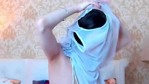 JuliaHunt online show from 05/13/26, 04:10