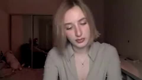 Snapshot of juliahupman chatting on 02/25/26, 05:44 Kate online show from 02/25/26, 05:44