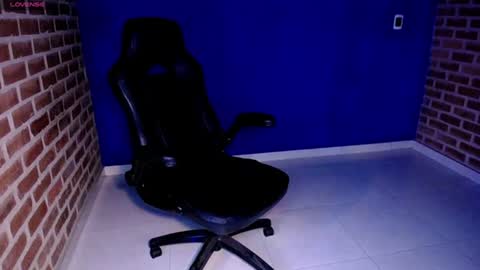 Julian online show from 01/10/25, 10:46