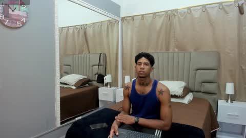 Snapshot of julian_billy chatting on 02/05/25, 06:15 julian billy online show from 02/05/25, 06:15