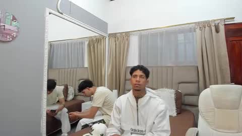 Snapshot of julian_billy chatting on 02/12/25, 11:40 julian billy online show from 02/12/25, 11:40