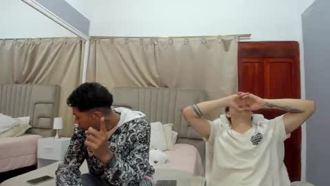 Snapshot of julian_billy chatting on 02/22/25, 11:24 julian billy online show from 02/22/25, 11:24