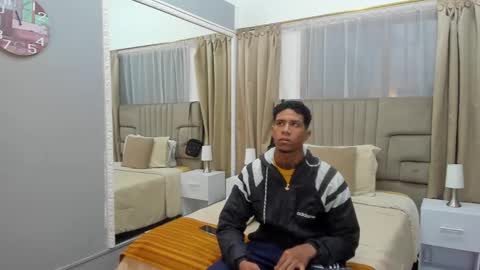 Snapshot of julian_billy chatting on 03/07/25, 11:18 julian billy online show from 03/07/25, 11:18