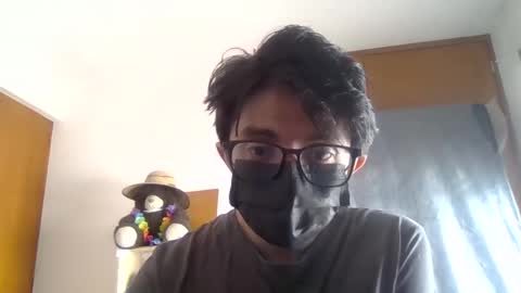 Snapshot of julian_mora7 chatting on 02/14/25, 05:25 Julian Mora online show from 02/14/25, 05:25