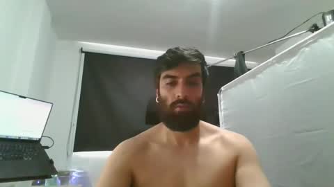 julian_patino online show from 03/03/26, 04:02