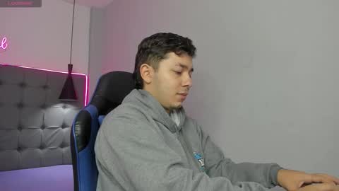 Snapshot of julian_smith21 chatting on 02/27/26, 12:27 julian_smith21 online show from 02/27/26, 12:27