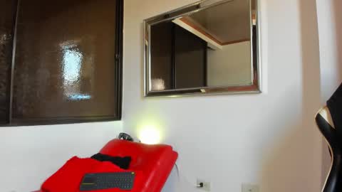 julian_wallace online show from 03/13/26, 04:02