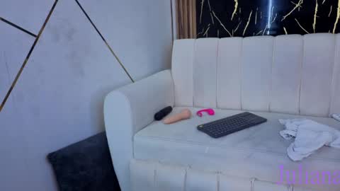 juliana23_pm online show from 04/14/26, 05:41